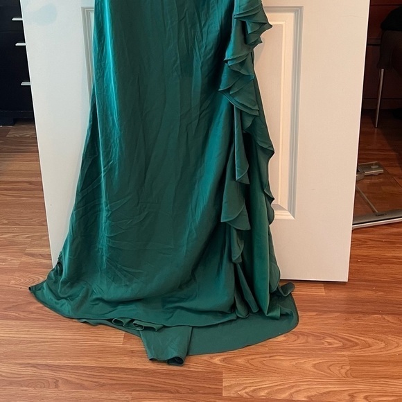 leena for Mac Duggal Satin Ruffled Gown - Picture 7 of 16